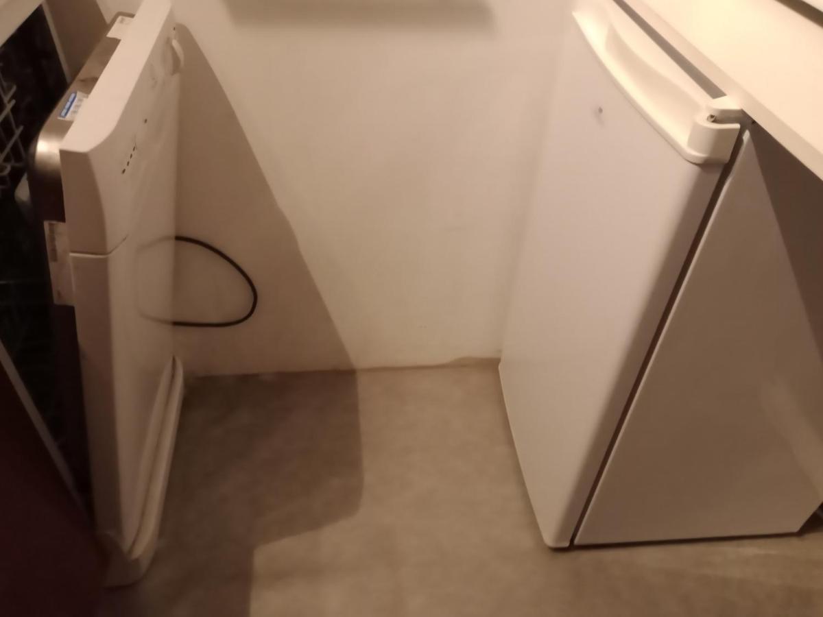 895 Alexis Jaubert Apartment Saint-Pantaleon-de-Larche ภายนอก รูปภาพ